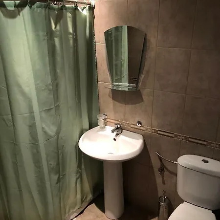 Julia Vigo Panorama نيسيبار