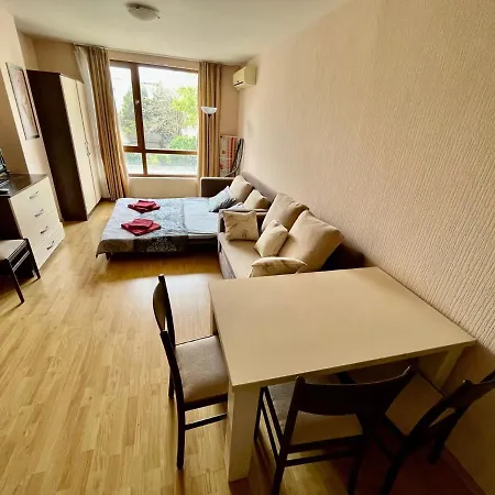 Julia Vigo Panorama Apartament Nesebyr