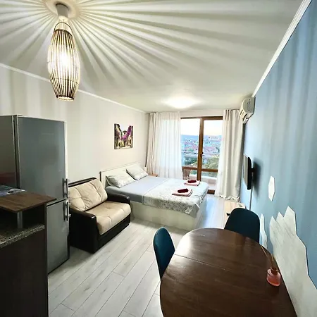 Julia Vigo Panorama Apartment