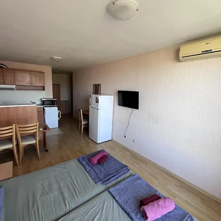 Julia Vigo Panorama Apartament Nesebyr