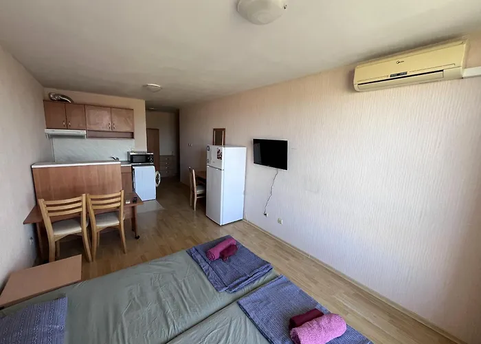 Julia Vigo Panorama Lägenhet Nesebar